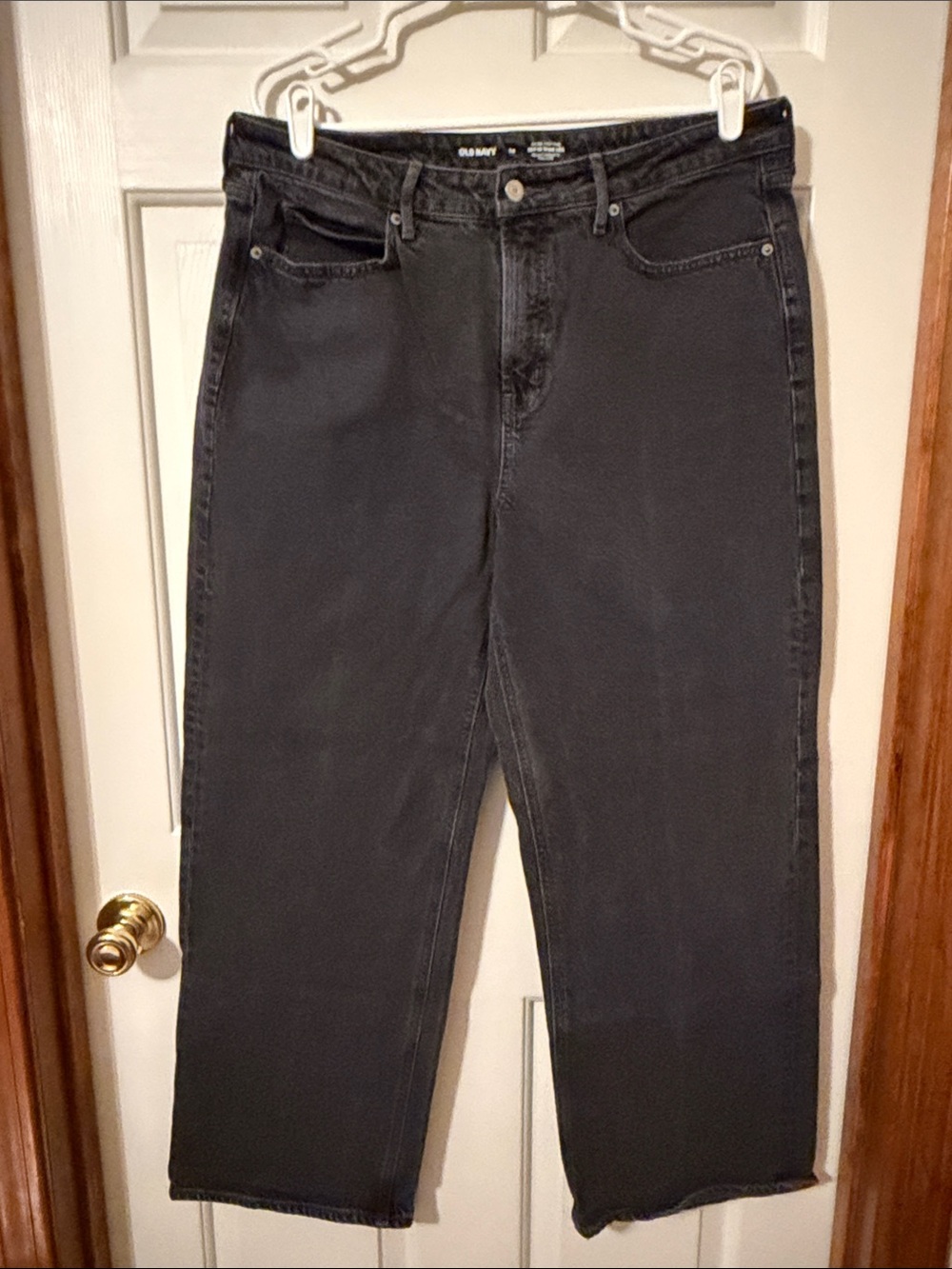 Old Navy Women’s Extra High Rise Sky-Hi Wide Leg Jeans